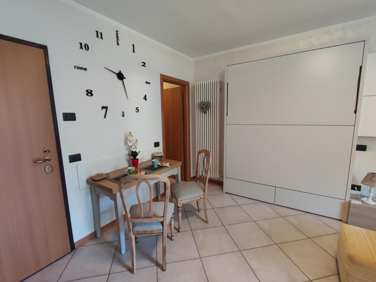 דירות Introbio La Casa Di Sara In Valsassina מראה חיצוני תמונה