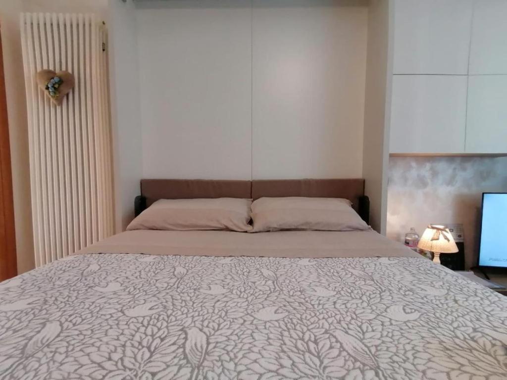 דירות Introbio La Casa Di Sara In Valsassina מראה חיצוני תמונה